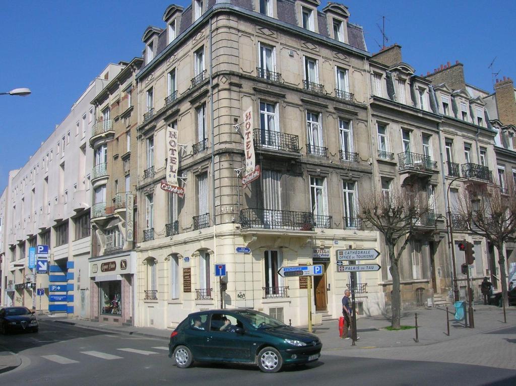 Hotel De La Cathedrale Reims Exterior photo